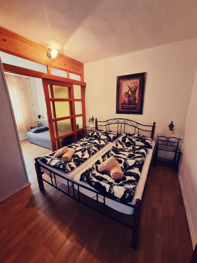 Apartments Nada Krk Town Bagian luar foto