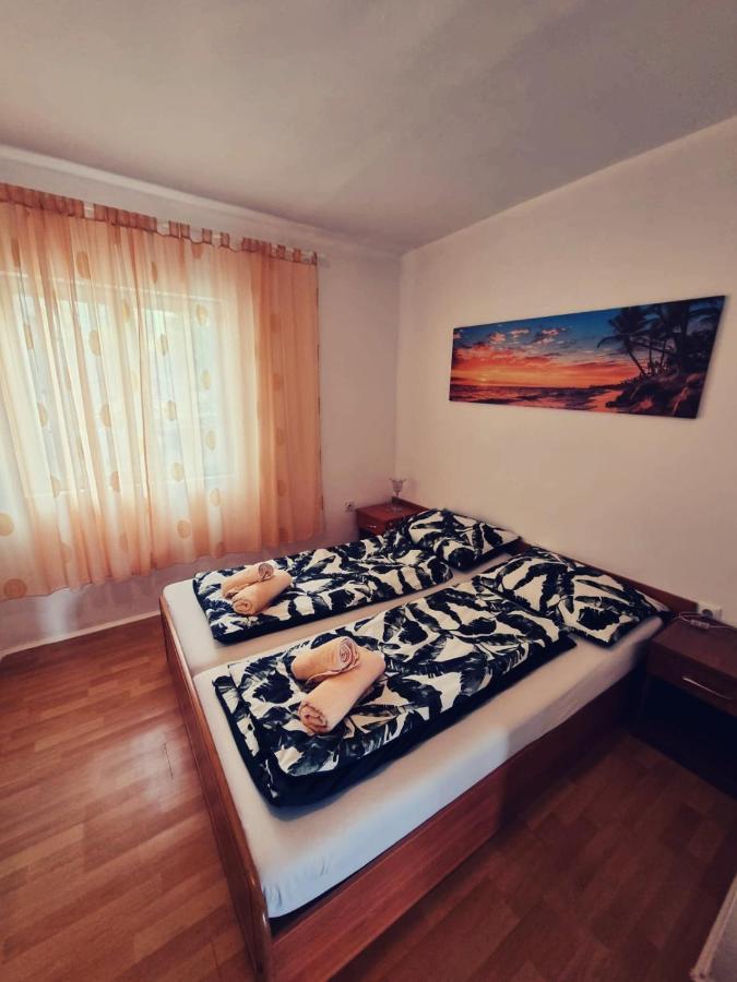 Apartments Nada Krk Town Bagian luar foto
