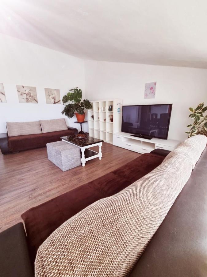 Apartments Nada Krk Town Bagian luar foto