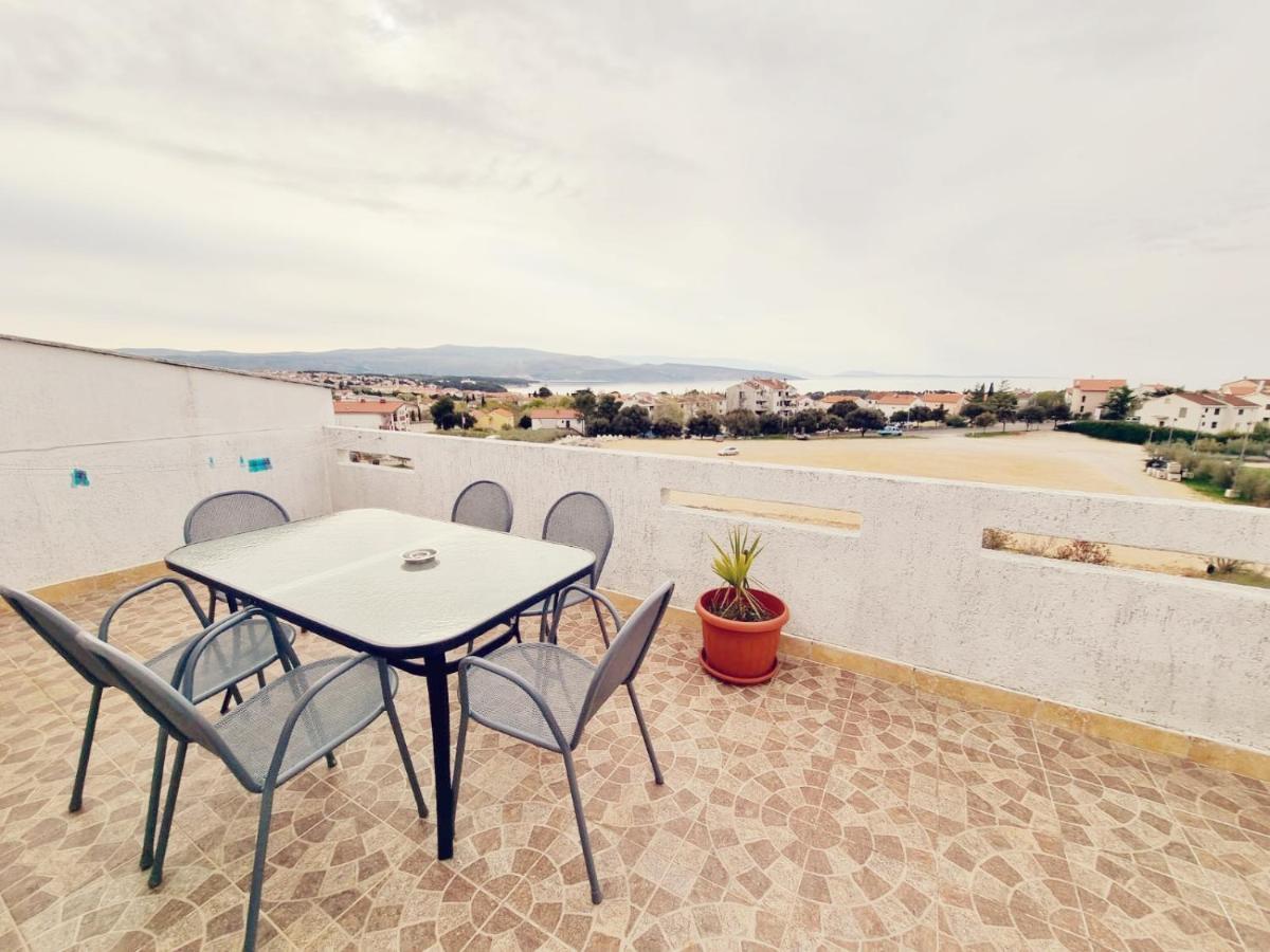 Apartments Nada Krk Town Bagian luar foto